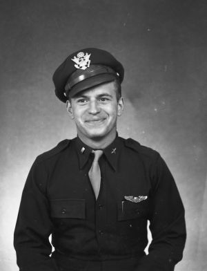 gc   portrait lt. edward h. witozen   ng309a