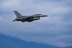 Fighting Falcons Take Off From Aviano